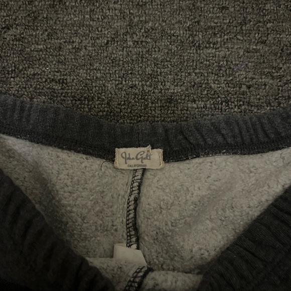 Brandy Melville Shorts - Picture 2 of 2